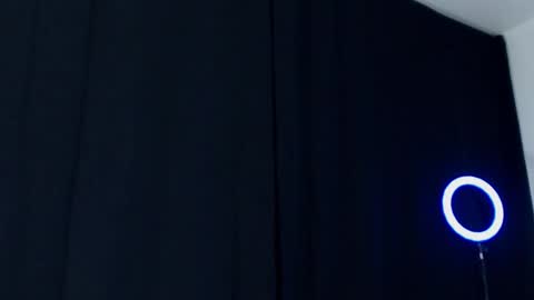 Instagram miguelangel1802  online show from January 2, 3:58 am