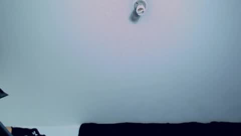 Instagram miguelangel1802  online show from February 7, 5:20 am