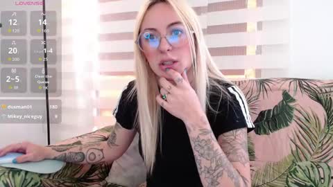 Snapshot of anttoniia chatting on May 26, 7:21 pm Antonia online show from May 26, 7:21 pm