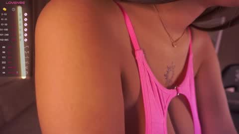  Sunday - start 0400 PM GMT -4 online show from October 1, 8:59 pm