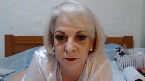 ANY CAT online show from November 11, 9:09 am