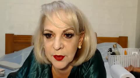 Snapshot of any_cat chatting on March 20, 9:47 am ANY CAT online show from March 20, 9:47 am