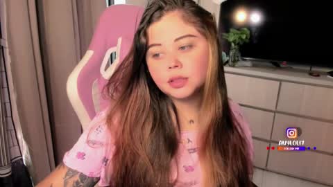   Independent model  online show from November 29, 5:27 pm