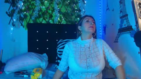 any mour online show from November 18, 5:17 pm