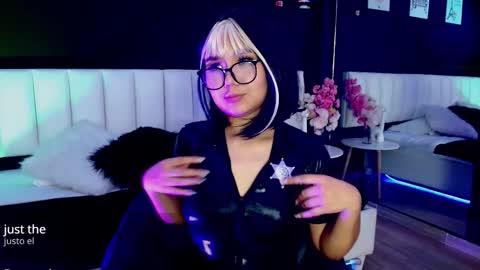 Any online show from January 17, 4:39 am