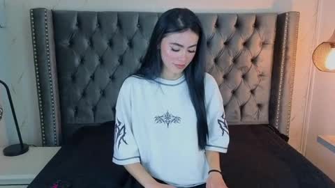 Snapshot of anya_belth chatting on April 20, 7:48 pm anya_belth online show from April 20, 7:48 pm