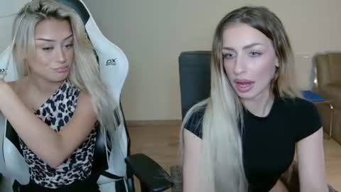 Anya online show from June 14, 6:21 pm