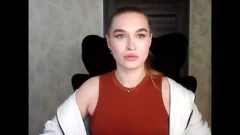 Snapshot of anyasmack chatting on November 26, 4:52 pm AnyaSmack online show from November 26, 4:52 pm