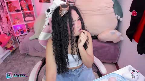 Any online show from November 12, 2:01 am