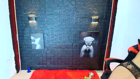 Snapshot of anyela_bdsm chatting on October 16, 10:49 am anyela_bdsm online show from October 16, 10:49 am