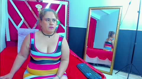 Snapshot of anyelamature chatting on December 30, 6:31 am Anyela online show from December 30, 6:31 am