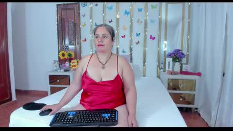 Anyela  online show from November 8, 3:07 am