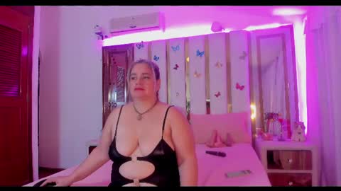 Anyela  online show from June 15, 3:31 am