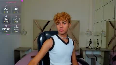 anyelotwink online show from July 28, 4:19 am