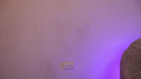 Snapshot of anyiled chatting on February 3, 6:40 am Dulce Maria online show from February 3, 6:40 am