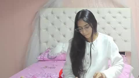 Aome Rainbow online show from November 22, 6:34 am