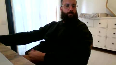 apc_3 online show from December 2, 3:36 pm