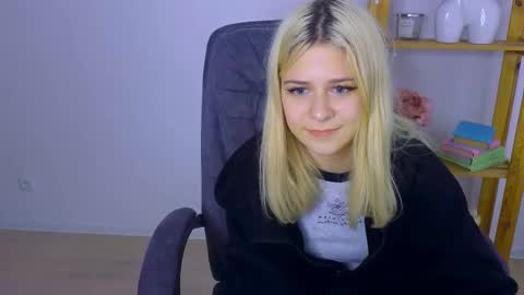 ApheliaStar online show from October 27, 4:22 pm