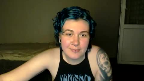Snapshot of aphrodite_2005 chatting on June 8, 7:03 pm Aphrodite online show from June 8, 7:03 pm