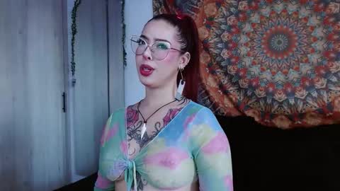 Snapshot of aphrodite__bloom chatting on September 15, 9:15 pm aphrodite__bloom online show from September 15, 9:15 pm