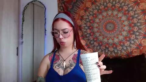 Snapshot of aphrodite__bloom chatting on September 19, 5:13 pm aphrodite__bloom online show from September 19, 5:13 pm