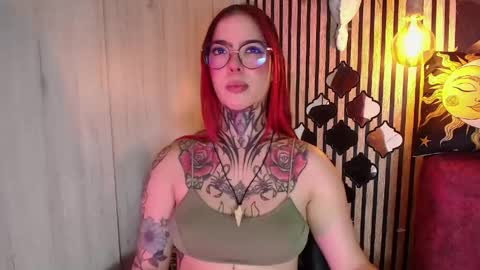 aphrodite__bloom online show from May 16, 10:41 pm