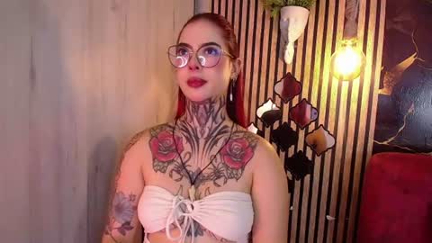 aphrodite__bloom online show from June 14, 8:22 pm
