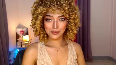 Snapshot of aphrodite_may chatting on March 12, 5:52 pm kathryn online show from March 12, 5:52 pm