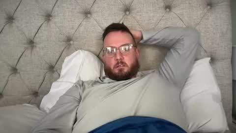 aplacetorest online show from February 25, 8:07 pm