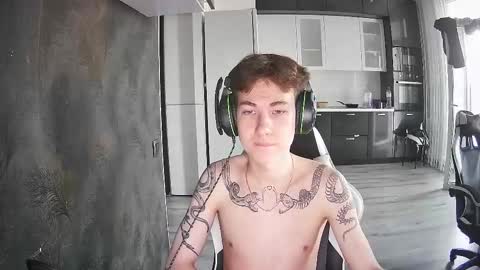 aplant_ online show from September 10, 3:34 pm