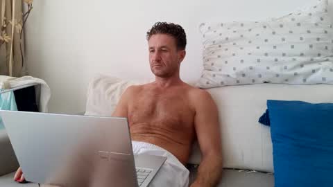 apollobest77 online show from September 9, 9:09 am