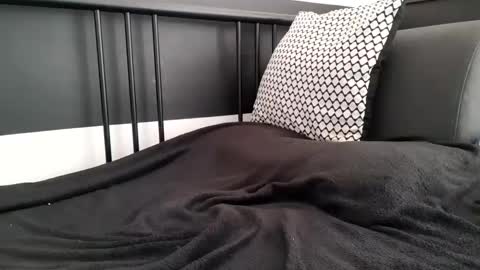 Snapshot of apollobest77 chatting on September 20, 12:17 pm apollobest77 online show from September 20, 12:17 pm