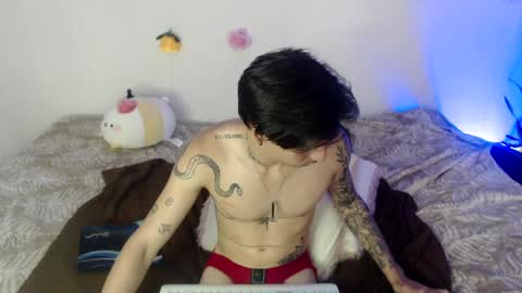 Apolo online show from December 1, 4:29 pm