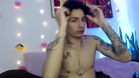 Apolo online show from December 4, 3:43 pm