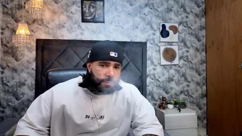 Snapshot of apolo_rousse chatting on October 5, 9:13 pm Apolo online show from October 5, 9:13 pm