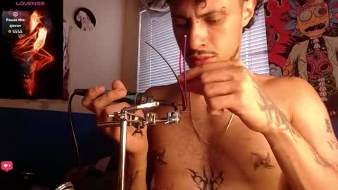 Snapshot of apolo_s chatting on October 23, 5:23 pm Andres online show from October 23, 5:23 pm