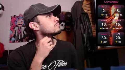 Snapshot of apolo_s chatting on March 3, 6:36 pm Andres online show from March 3, 6:36 pm