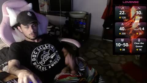 Snapshot of apolo_s chatting on March 8, 2:37 am Andres online show from March 8, 2:37 am