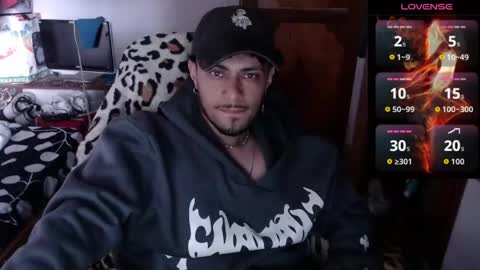 Andres online show from April 22, 4:52 pm