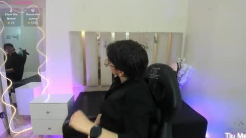 apolo_tay1 online show from October 6, 4:37 pm