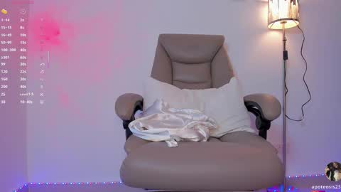 Apo online show from November 21, 12:15 pm