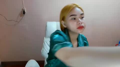 Snapshot of apple_pie23456 chatting on March 2, 6:08 pm apple_pie23456 online show from March 2, 6:08 pm