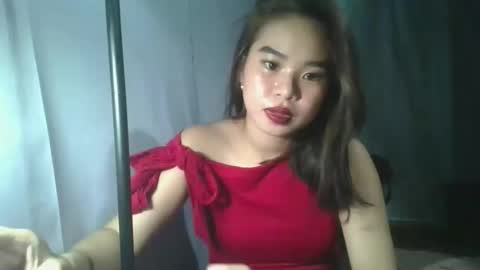 apple_pie23456 online show from November 8, 11:43 am