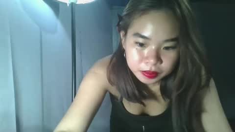 apple_pie23456 online show from November 11, 3:12 pm