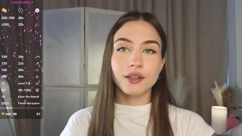 Snapshot of appleeepie chatting on September 15, 9:09 am Vicki online show from September 15, 9:09 am