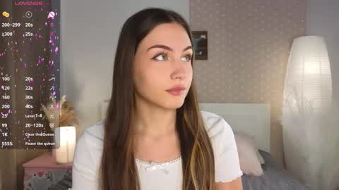 Snapshot of appleeepie chatting on September 21, 9:00 am Vicki online show from September 21, 9:00 am