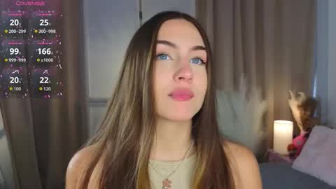 Snapshot of appleeepie chatting on October 13, 9:09 am Vicki online show from October 13, 9:09 am