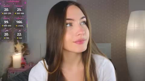 Snapshot of appleeepie chatting on October 23, 9:52 am Vicki online show from October 23, 9:52 am