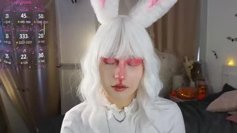 Snapshot of appleeepie chatting on October 24, 9:06 am Vicki online show from October 24, 9:06 am