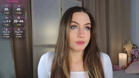 Snapshot of appleeepie chatting on November 14, 9:08 am Vicki online show from November 14, 9:08 am